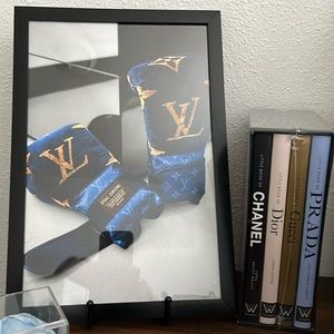 Live show notification   Like this listing for notification of next show time